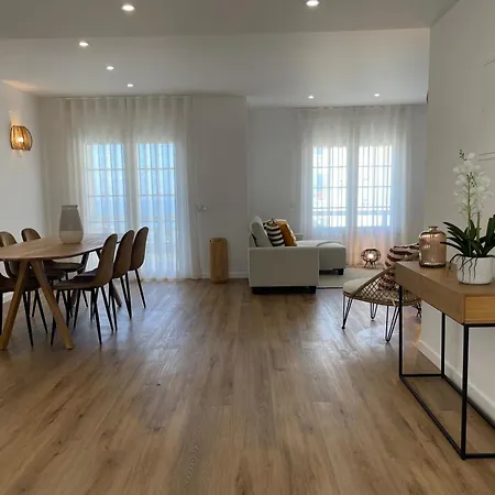 Oceanview Apartment *